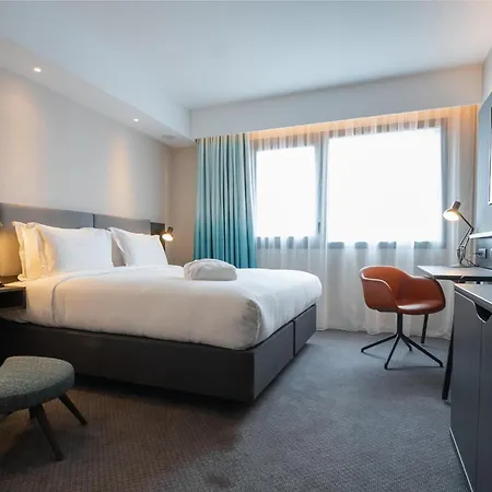 Dijon Sud - By Ihg 4*