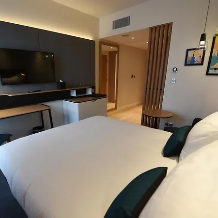 Dijon Sud - By Ihg 4*