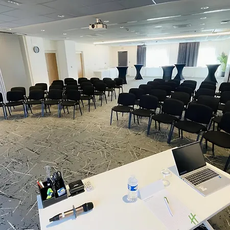 Dijon Sud - By Ihg 4* Longvic